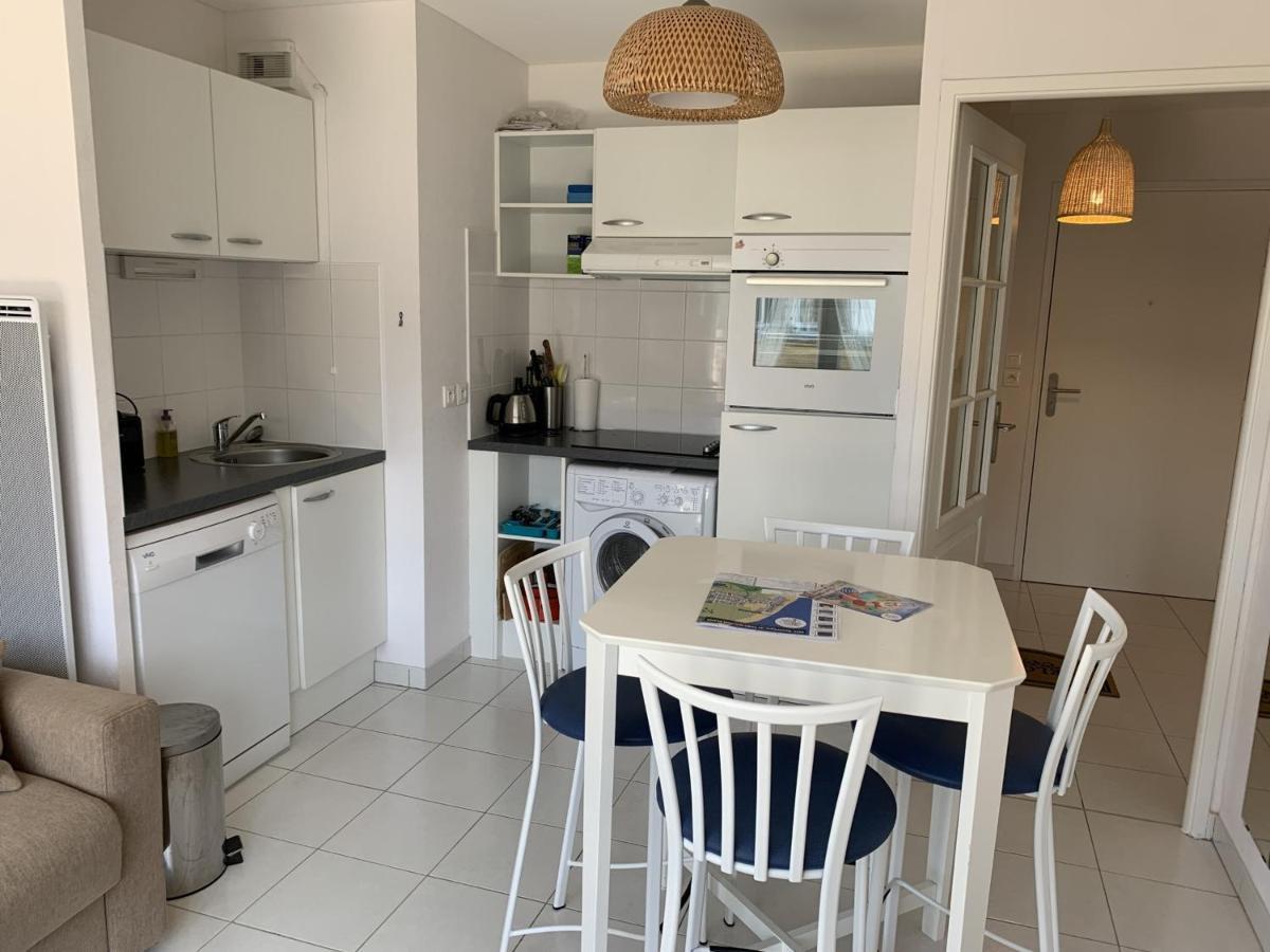 Appartement Proche Plage Avec Parking Et Balcon - Fr-1-482-102 Fort-Mahon-Plage Eksteriør billede